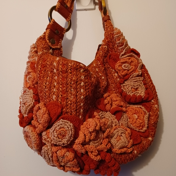 Isabella Fiore Pink Flower Purse - Picture 2 of 4